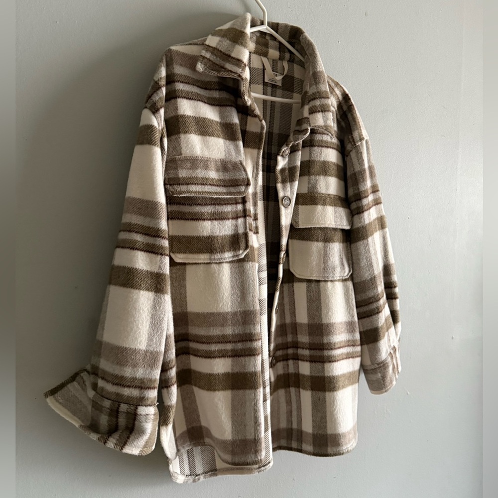 All neutral Plaid Button-Up Sherpa Shacket size L - Picture 4 of 8